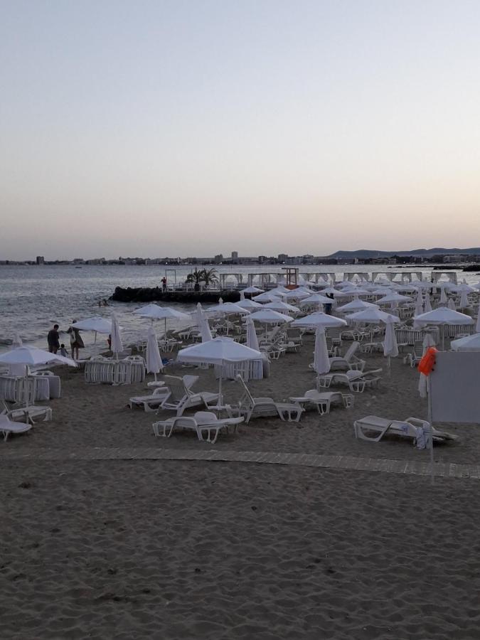 Horizon Katrina Apartments - Sea Line & Beach Access Szveti Vlasz Kültér fotó
